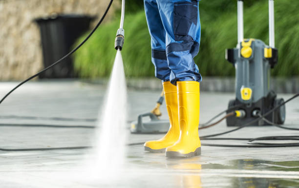 Pressure Washing Contractors in Carlisle, IA